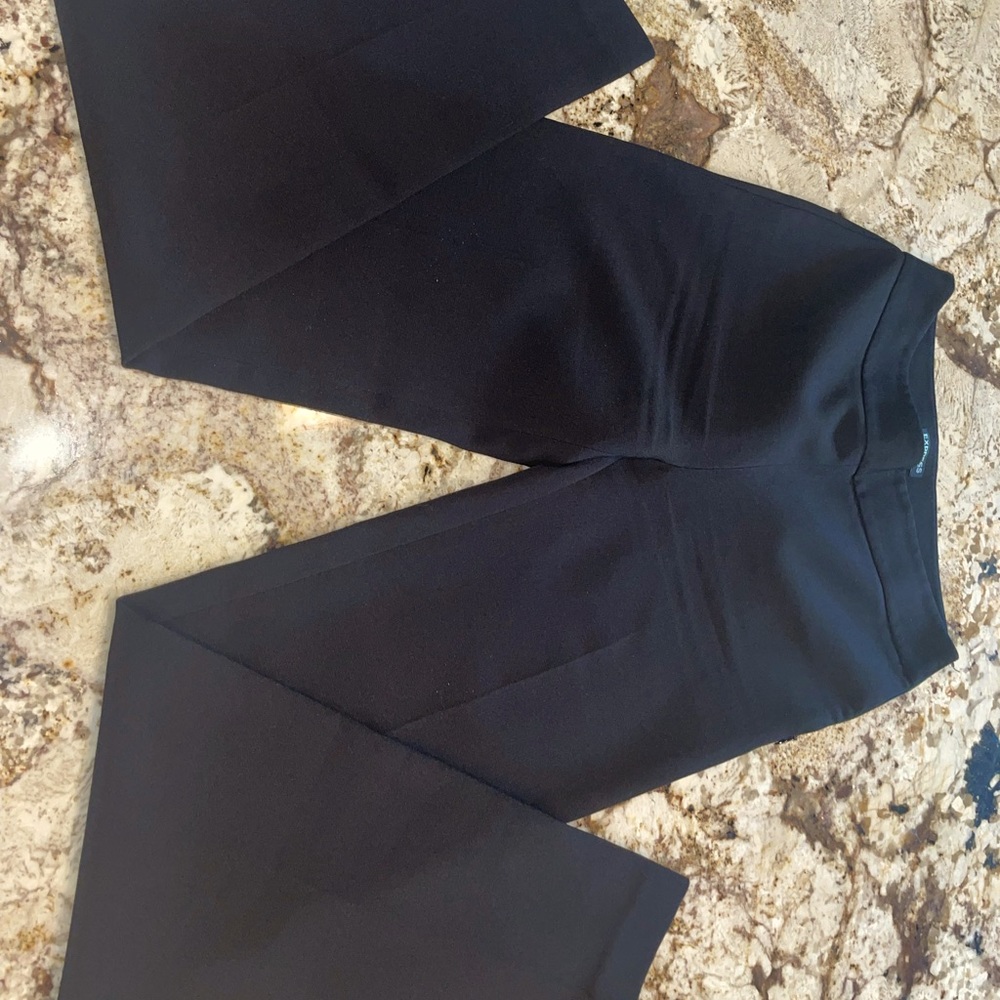 Express pants - Picture 2 of 5